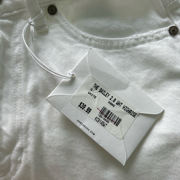 KanCan The Bailey 2.0 White Highrise Shorts- Size Small - Picture 4 of 6